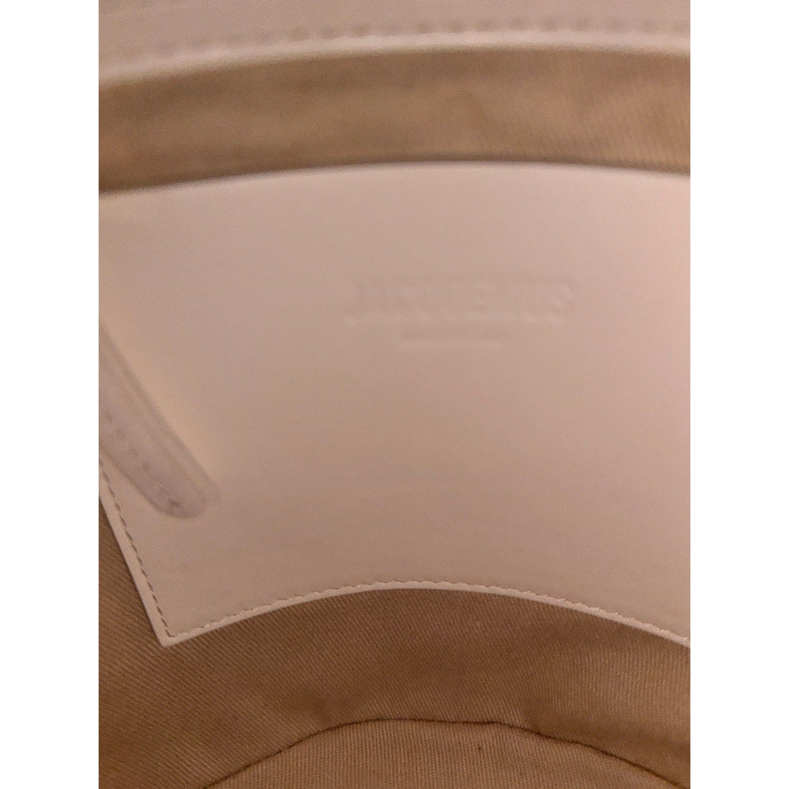 Jacquemus Le Petit Tourni Large Bucket Bag in Ivory – Calf Leather Jacquemus