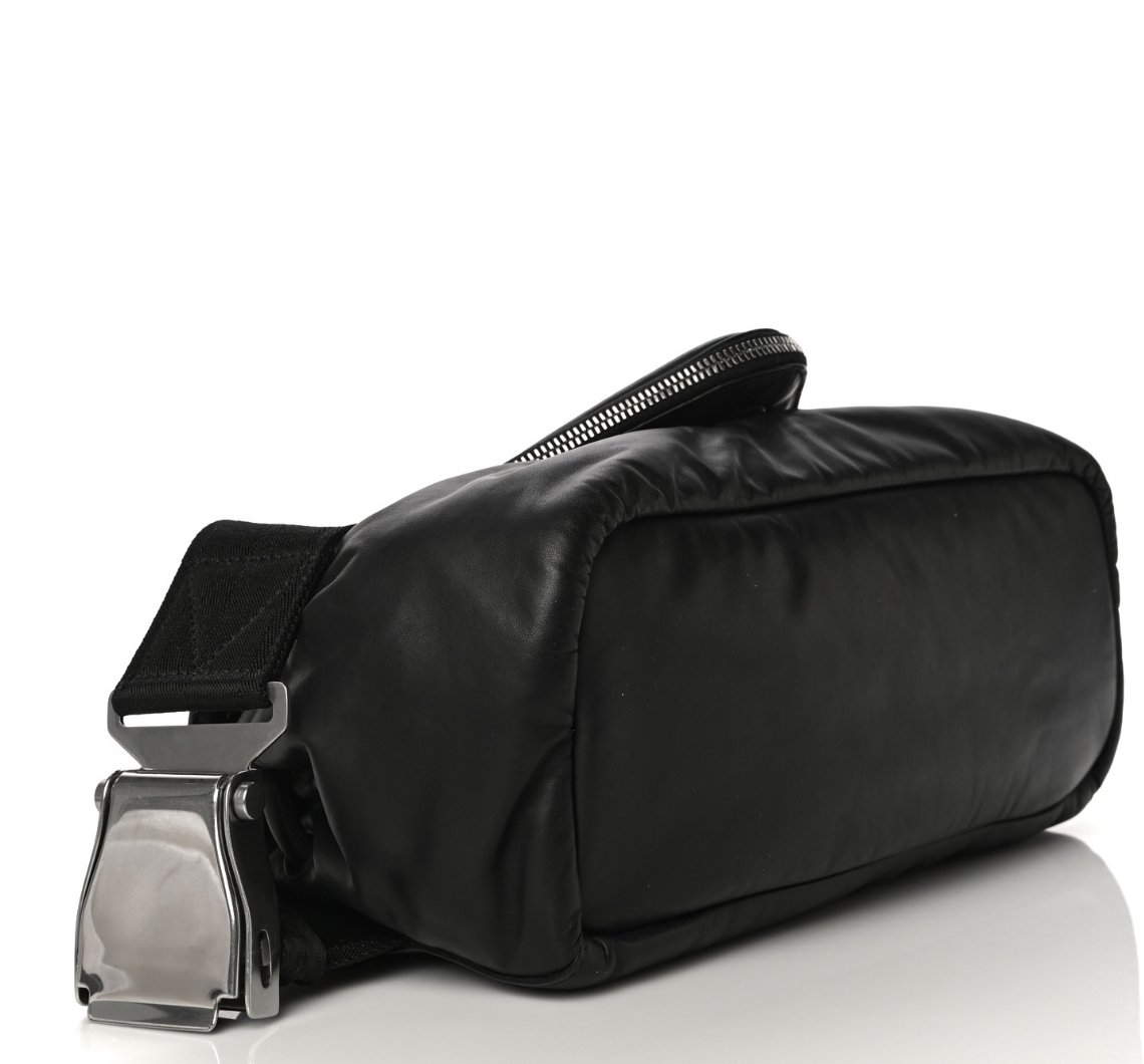 Bottega Veneta Nappa Beak Belt Bag – Black Lambskin Bottega Veneta