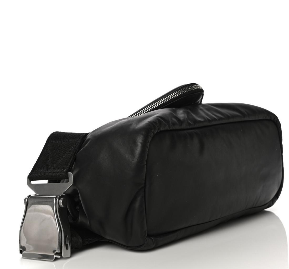 Bottega Veneta Nappa Beak Belt Bag – Black Lambskin Bottega Veneta