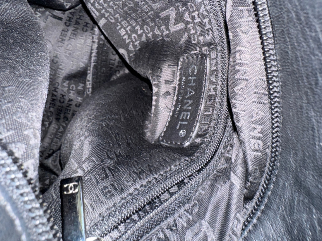 CHANEL Modern Hobo Chain Around Slouch Bag Purse Lamb Leather - Vault No9