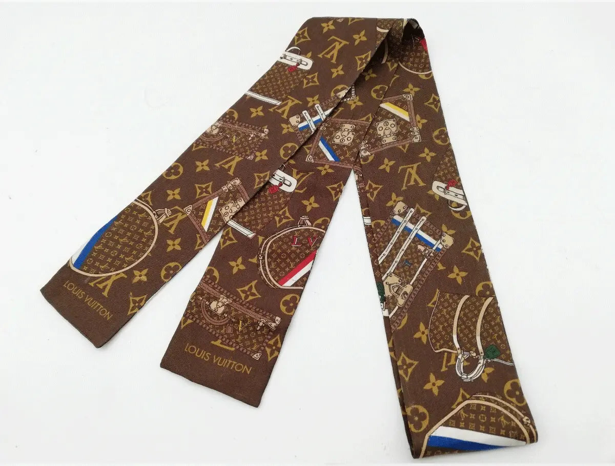 Louis Vuitton Monogram Trunk Bandeau – Brown Silk Scarf LOUIS VUITTON