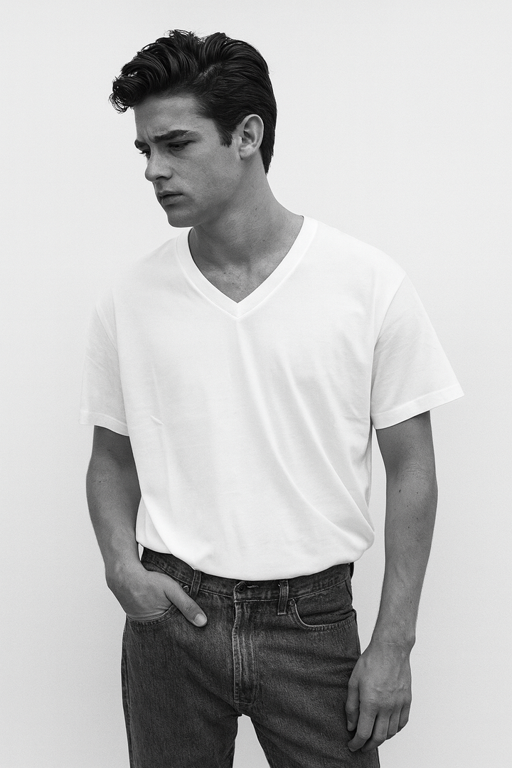 Prada Men’s White V-Neck T-Shirt – Model UJM493 S151, Size XXL Prada