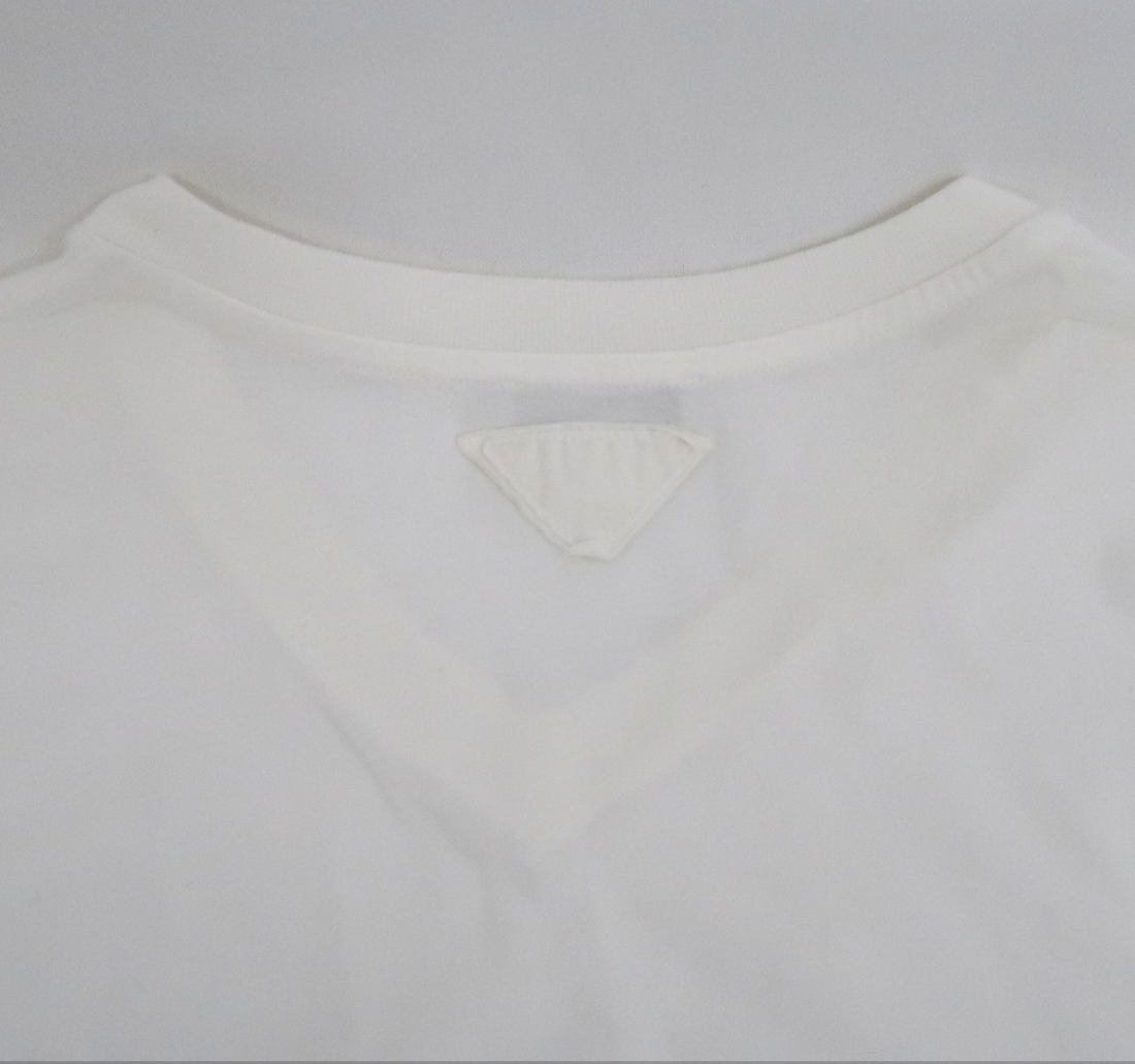 Prada Men’s White V-Neck T-Shirt – Model UJM493 S151, Size XXL Prada