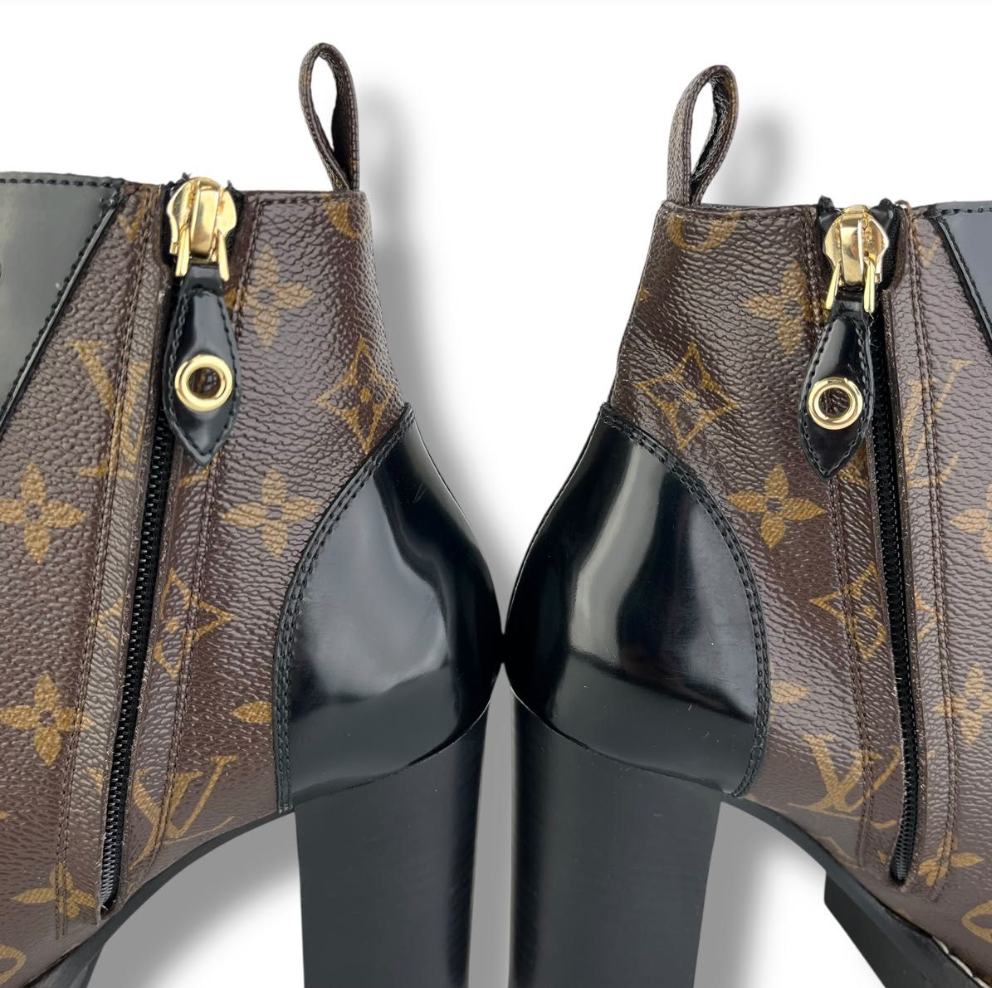 Louis Vuitton Women's Star Trail Ankle Boots Monogram Canvas Pre-Owned LOUIS VUITTON