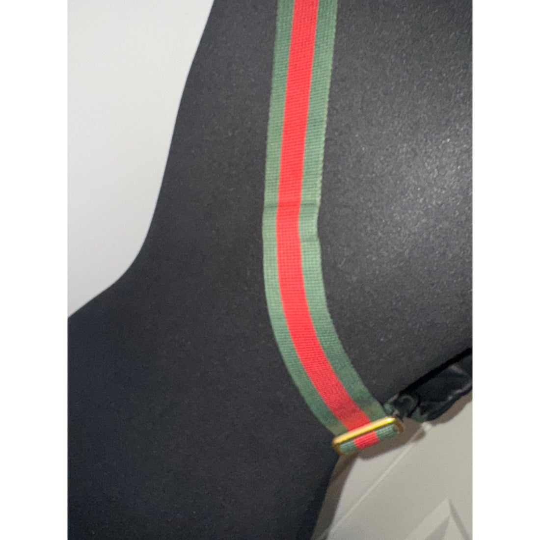 Gucci Logo Belt Bag in Black Calfskin Leather – Medium Size Gucci